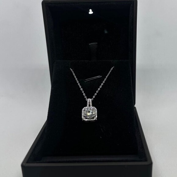 GRA Moissanite Diamond Necklace 2 Ct Pendant Chain Fine Jewelry Halo - Picture 8 of 12